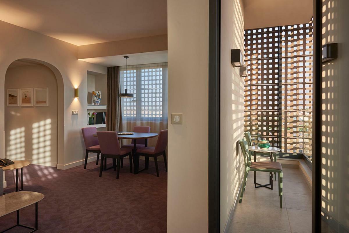 M Suite Hotel Algiers Exteriör bild