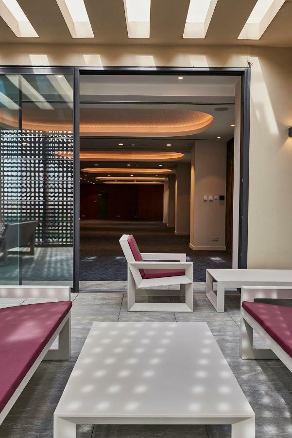 M Suite Hotel Algiers Exteriör bild